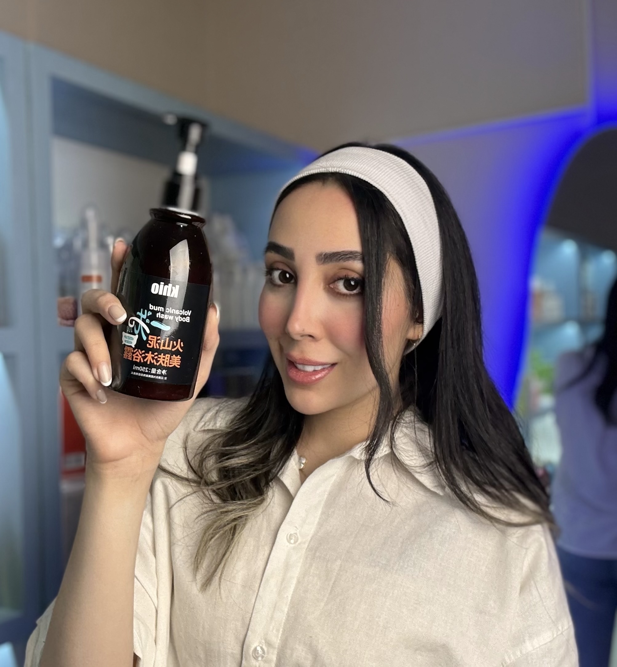 IMG_9381 شامپو بدن سفیدکننده درمانی - Image 1